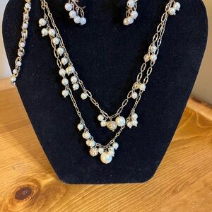 Vintage J crew faux pearl necklace, bracelet, earrings gold tone 34”